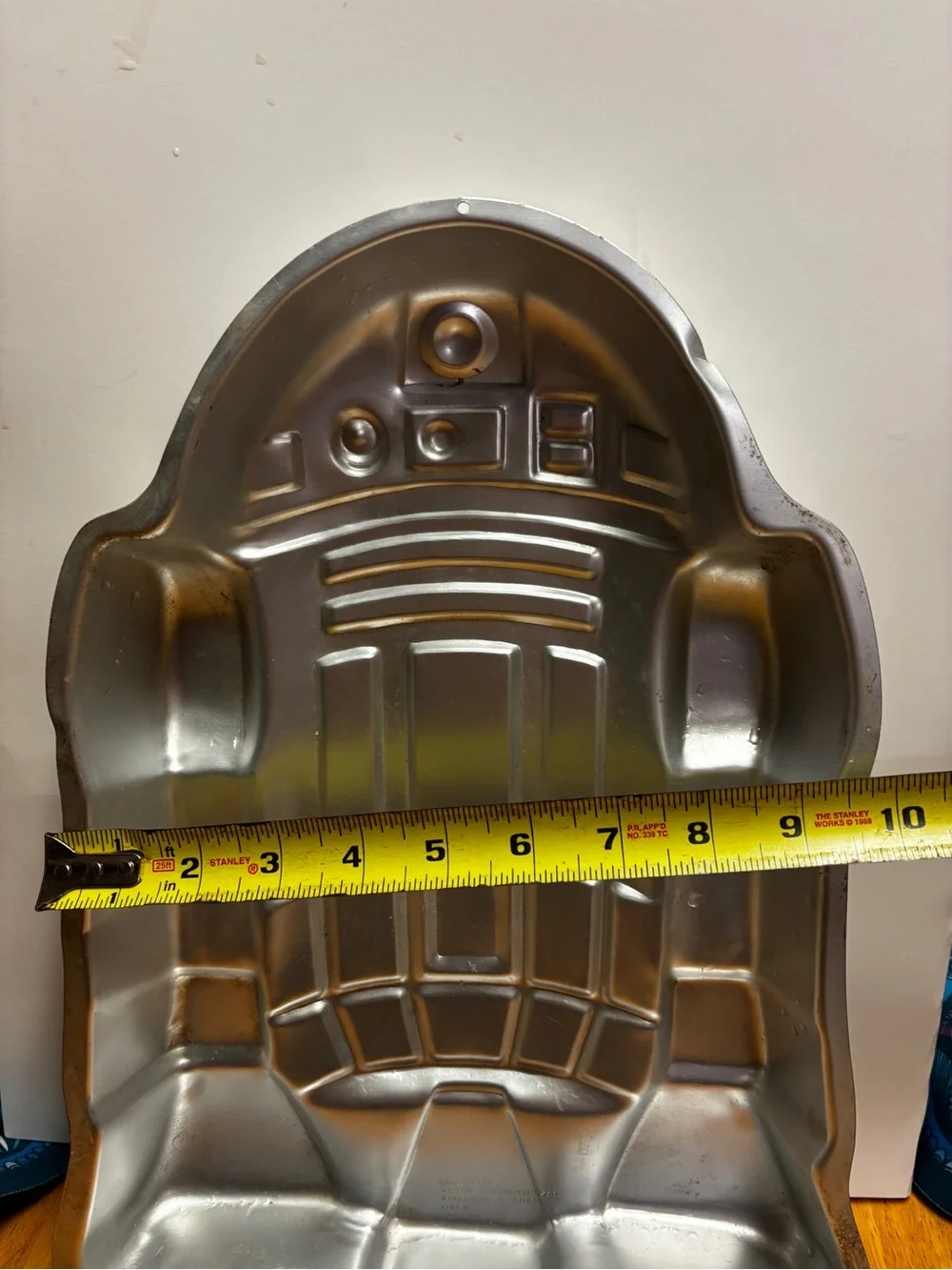 Star Wars Silver R2-D2 Shaped Bake Pan